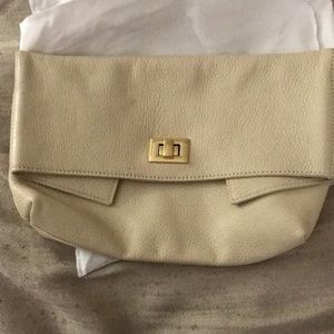 Gigi New York clutch